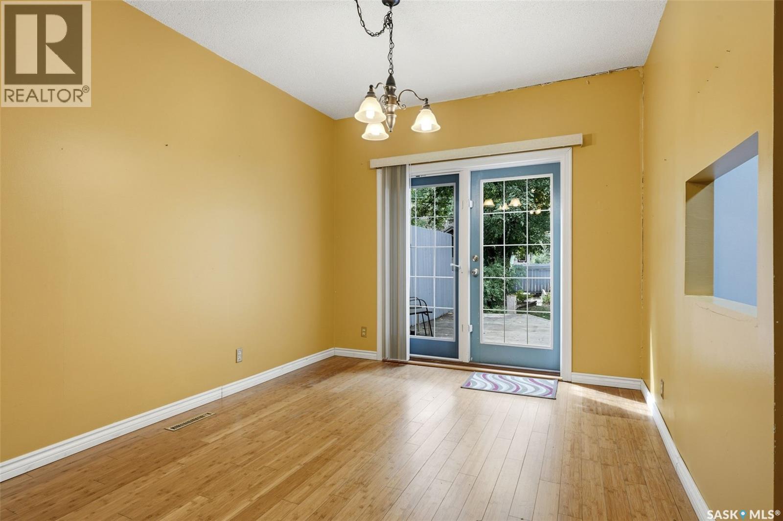 2242 Angus Street Property Photo 8