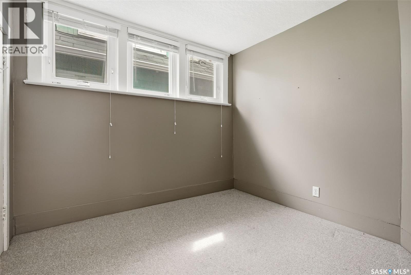 2242 Angus Street Property Photo 25