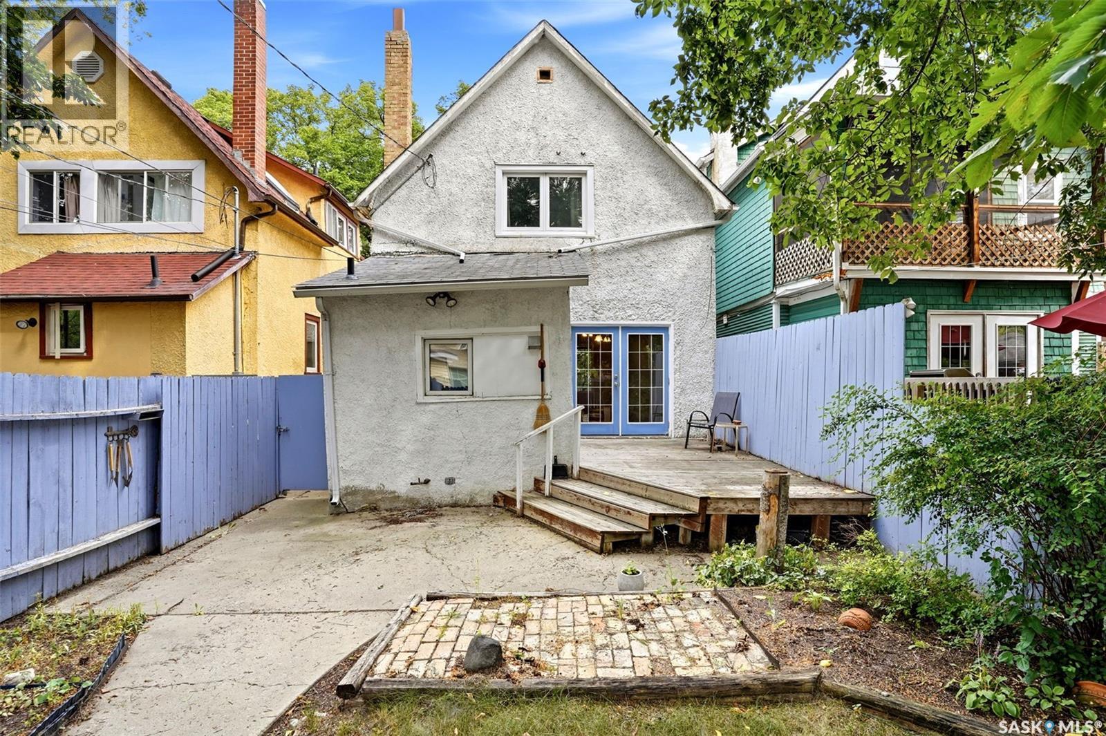 2242 Angus Street Property Photo 36