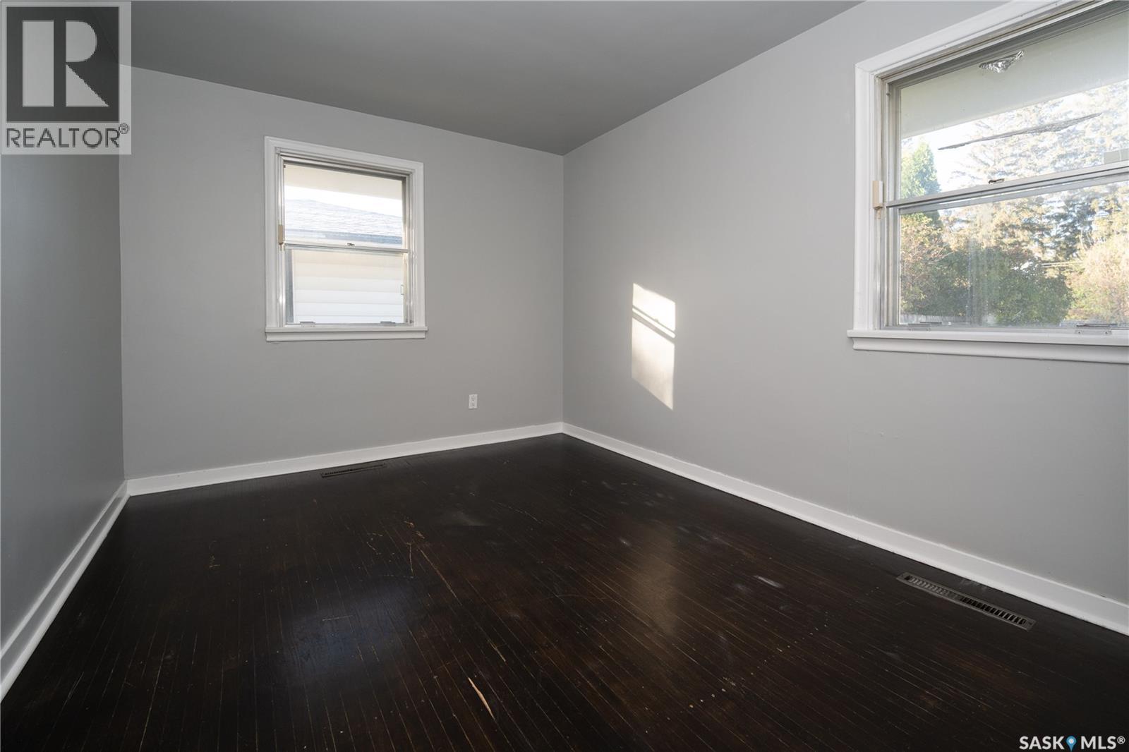 607 Q Avenue N Property Photo 15