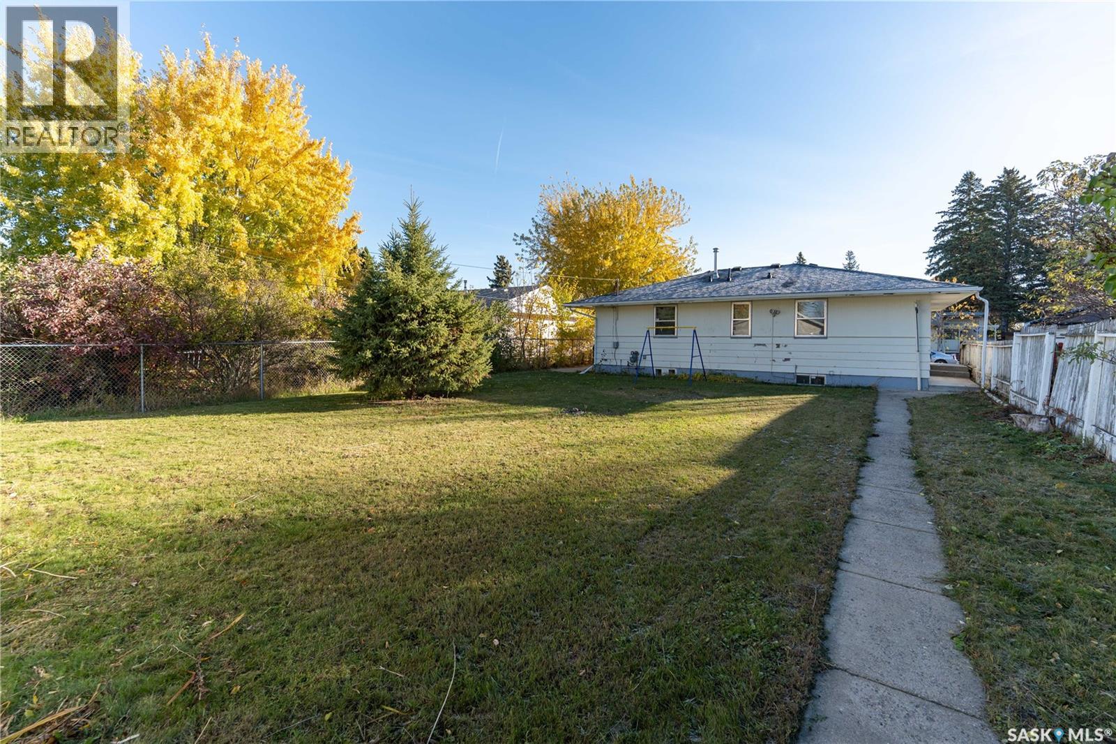 607 Q Avenue N Property Photo 40