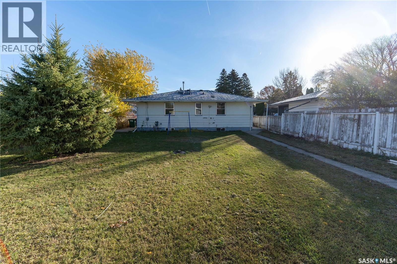 607 Q Avenue N Property Photo 41