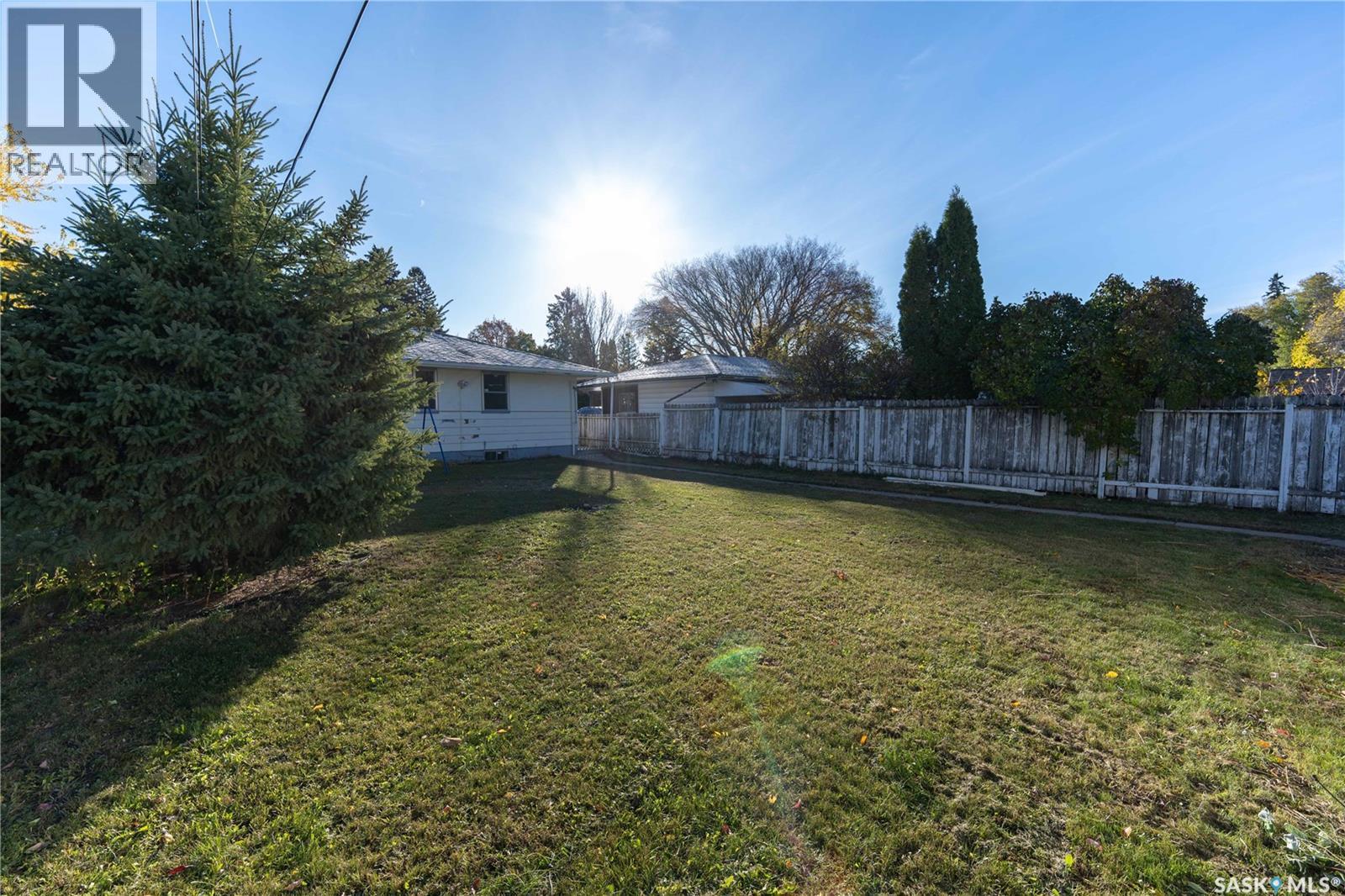 607 Q Avenue N Property Photo 42