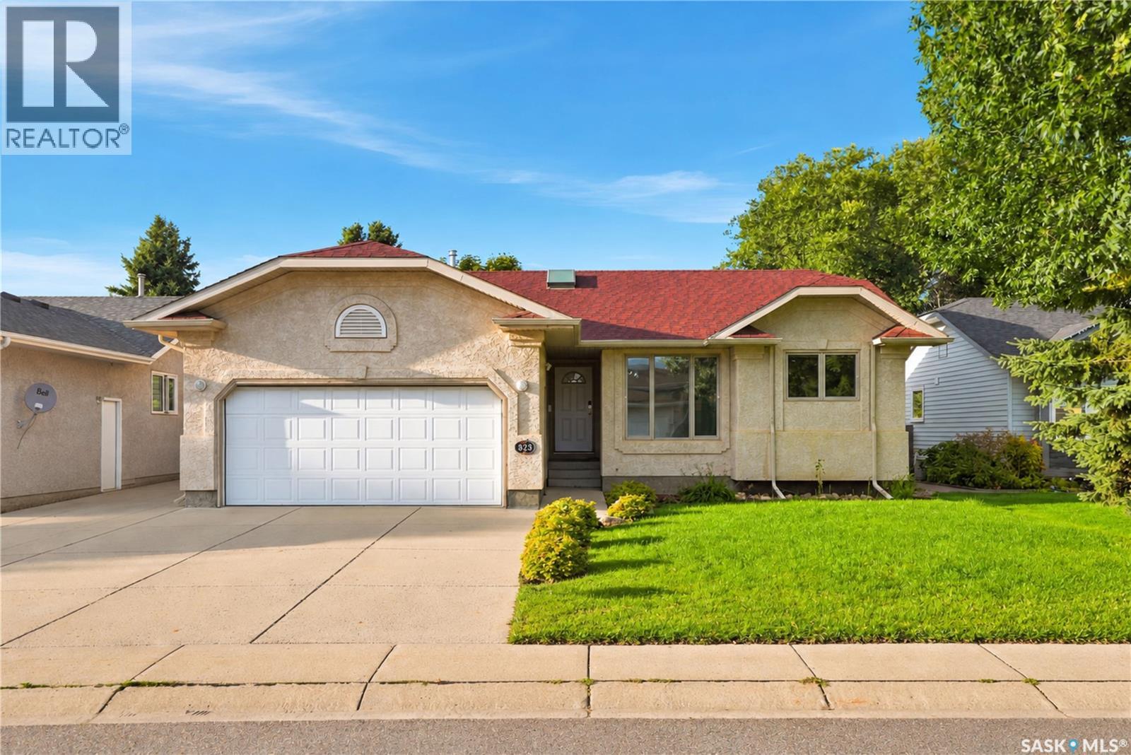 323 Garvie Road Property Photo 1