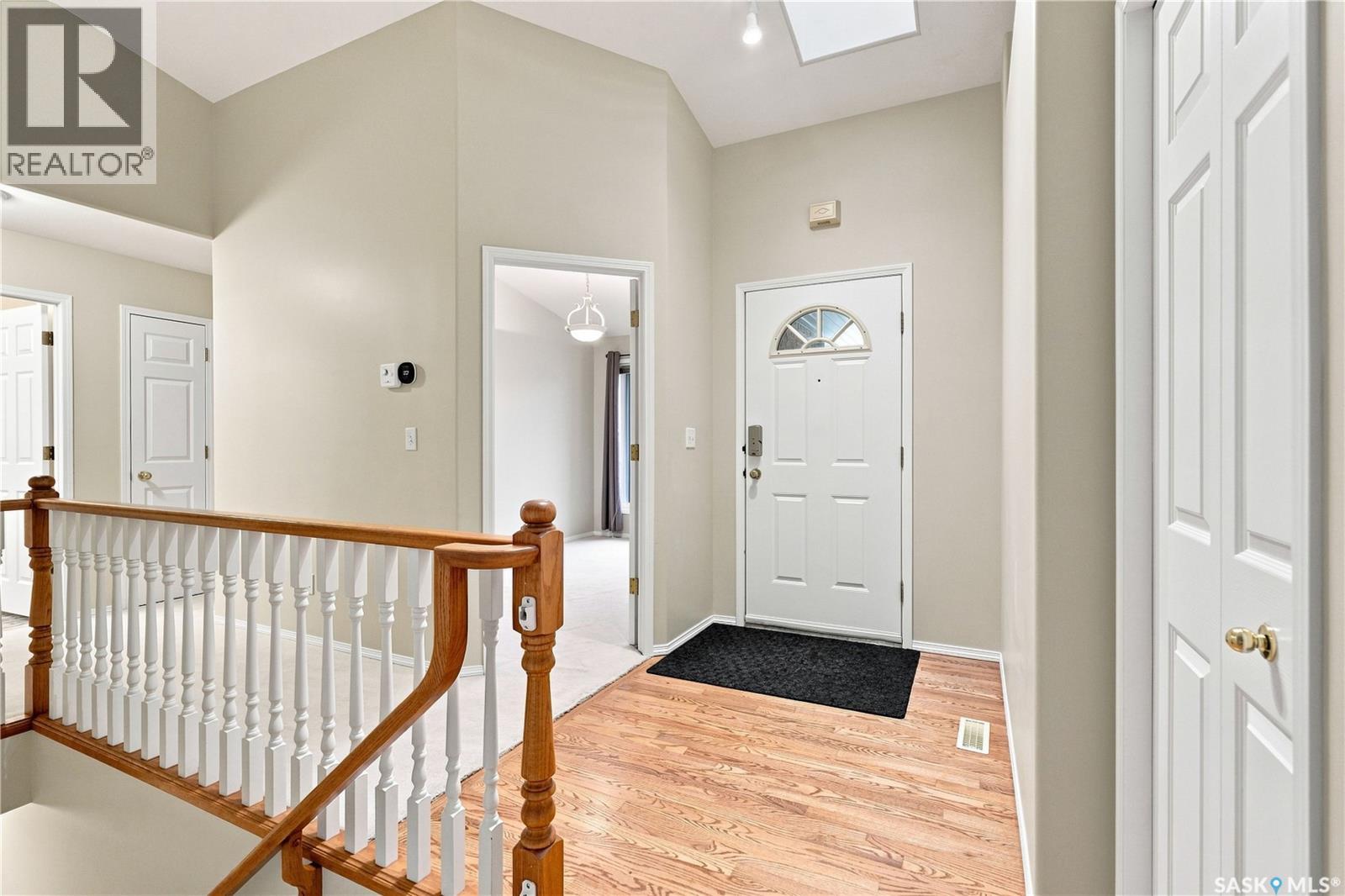 323 Garvie Road Property Photo 2