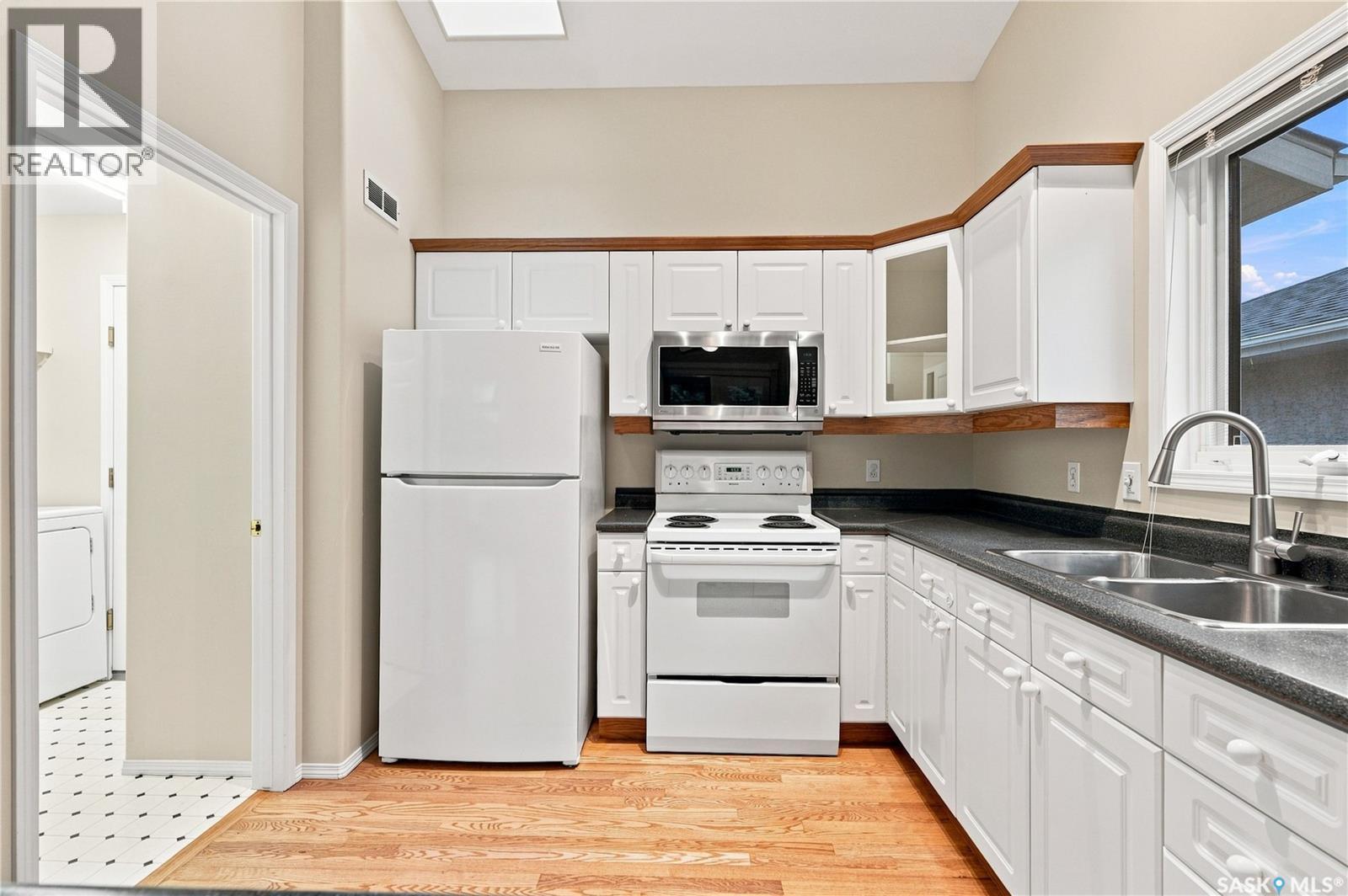 323 Garvie Road Property Photo 15