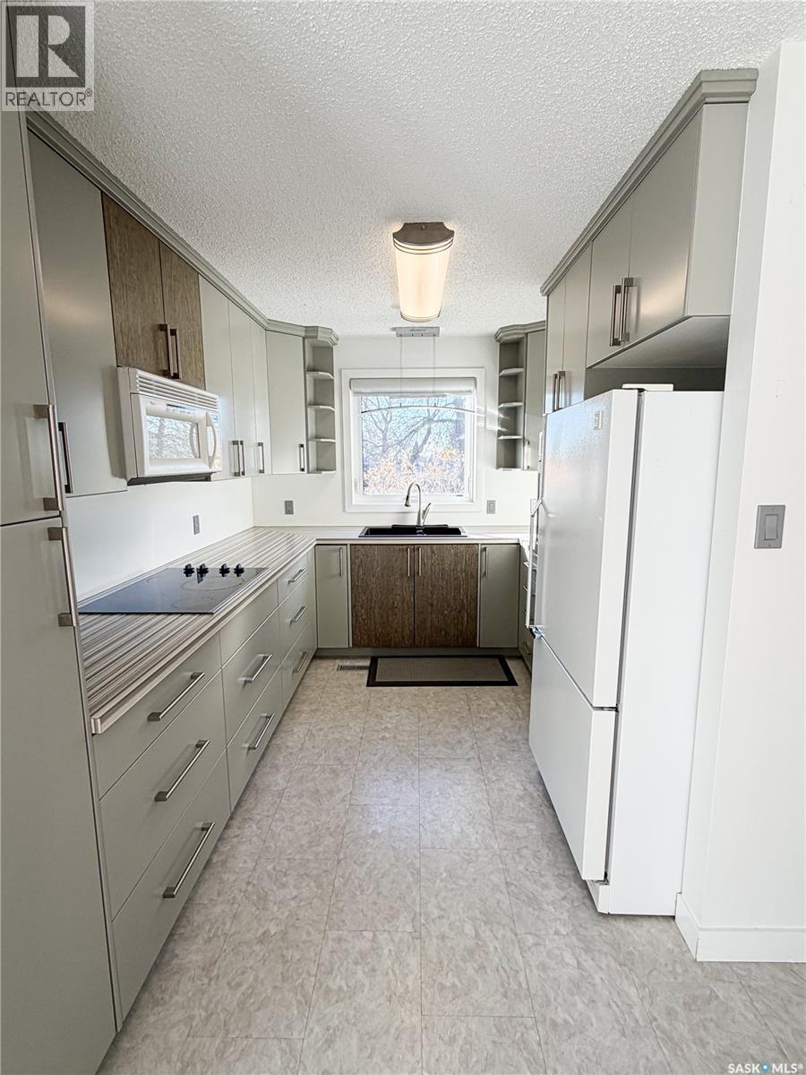 64 Dunfield Crescent Property Photo 6