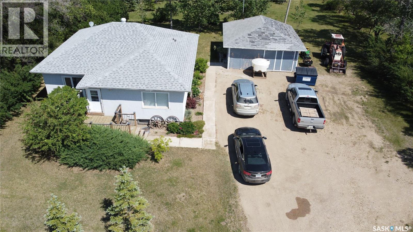10429 Grid Road 645 Property Photo 2