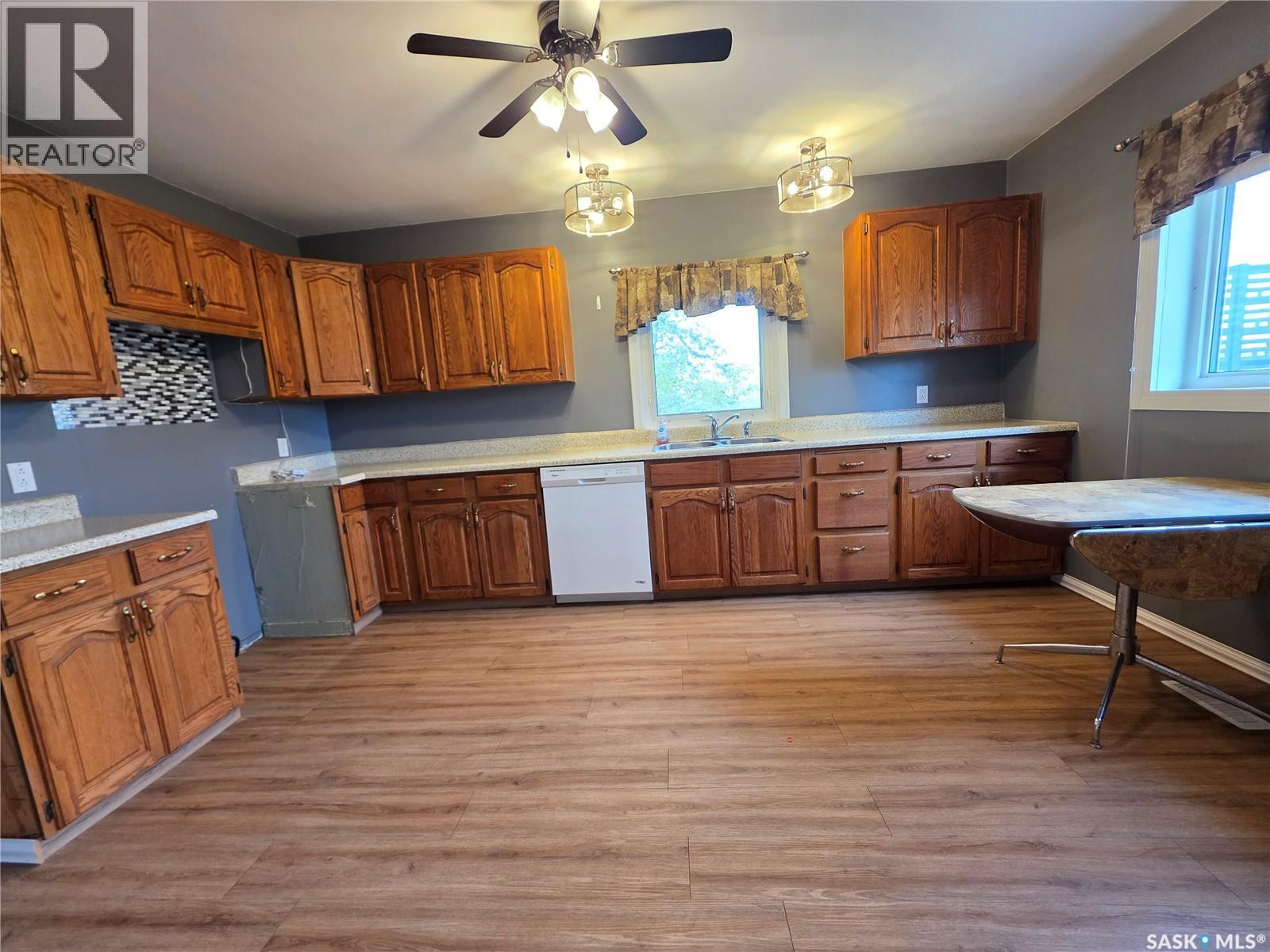 10429 Grid Road 645 Property Photo 3