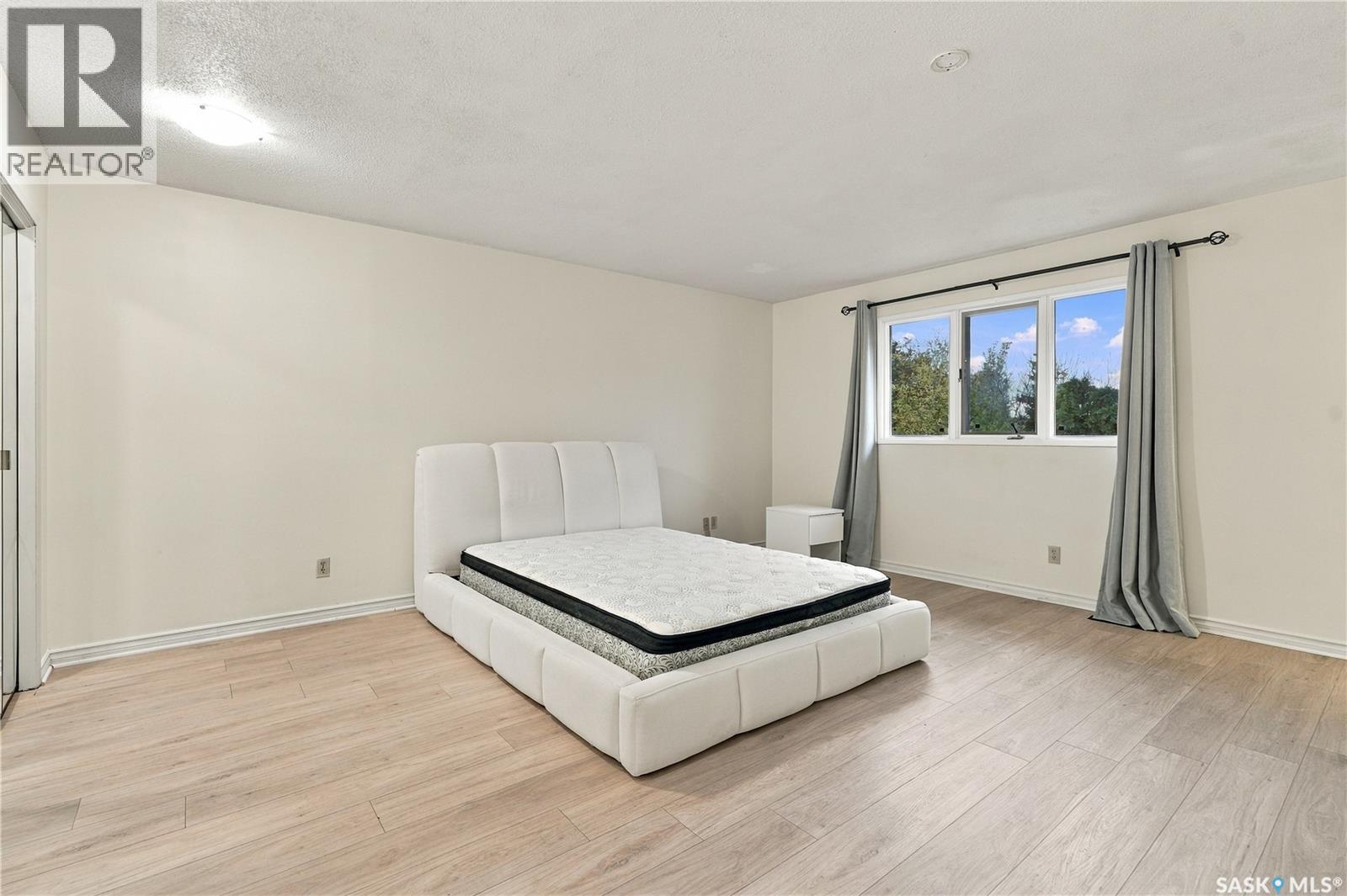 207 Coldspring Rise Property Photo 39