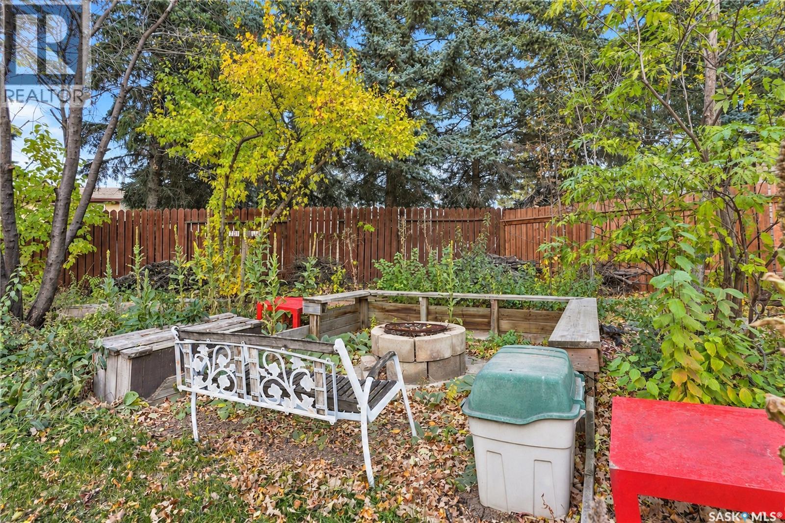 207 Coldspring Rise Property Photo 70