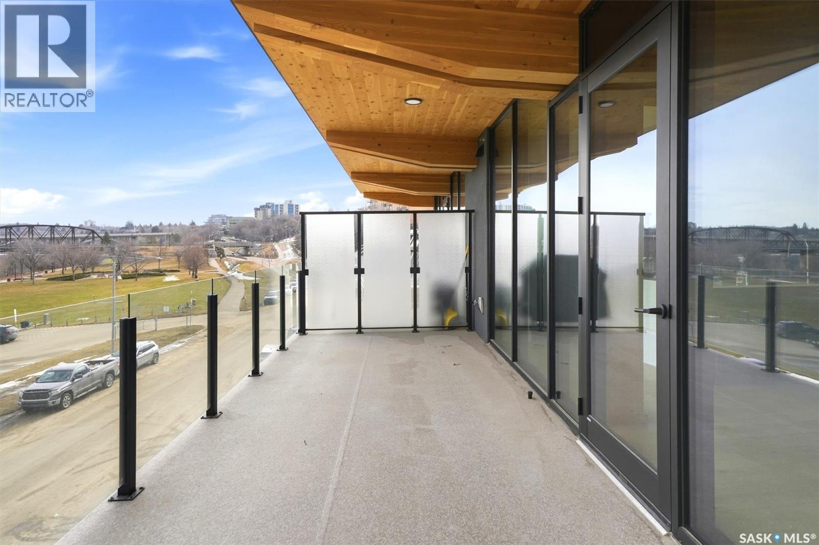 301 212 Saskatchewan Crescent Property Photo 34