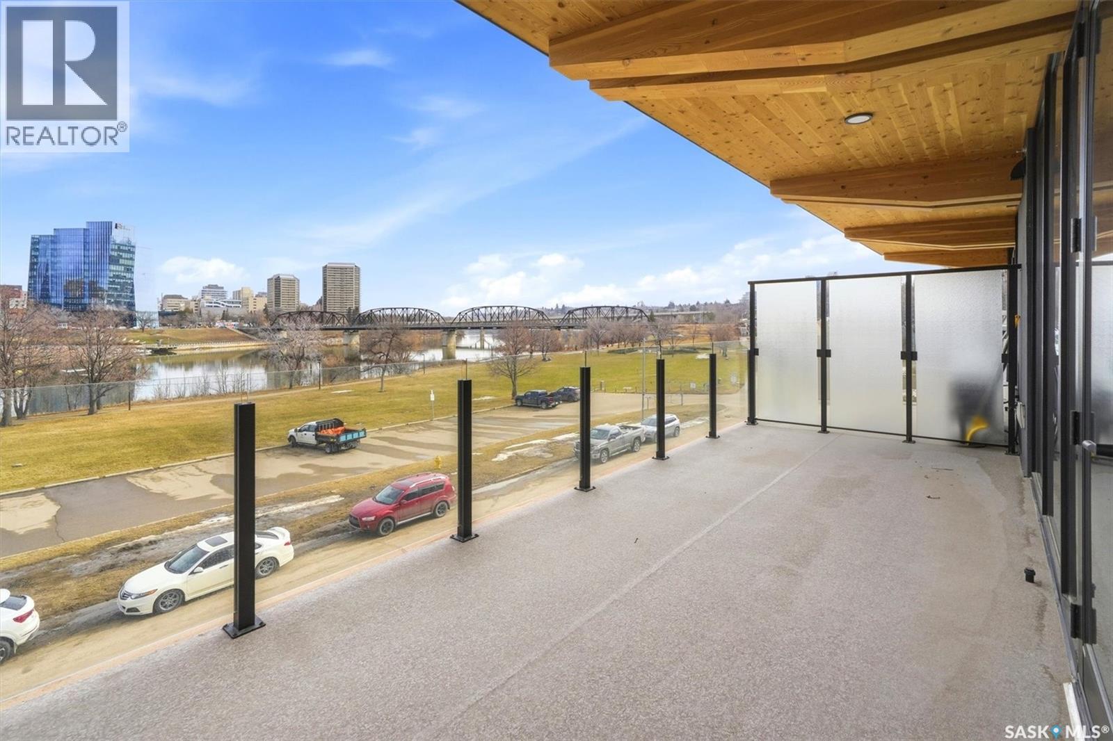 301 212 Saskatchewan Crescent Property Photo 35