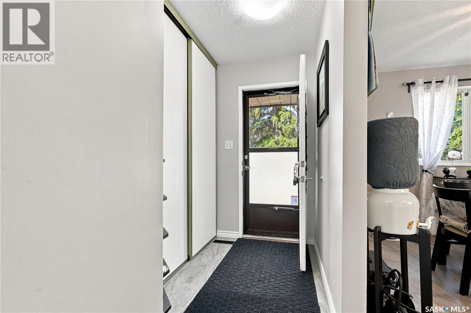 27 1128 Mckercher Drive Property Photo 5