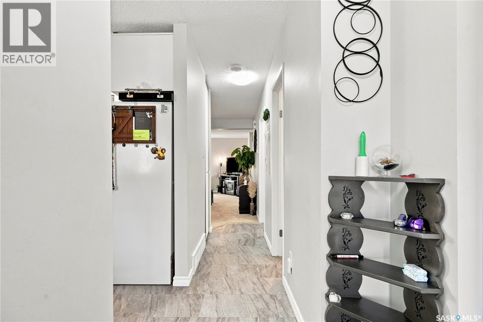 27 1128 Mckercher Drive Property Photo 6