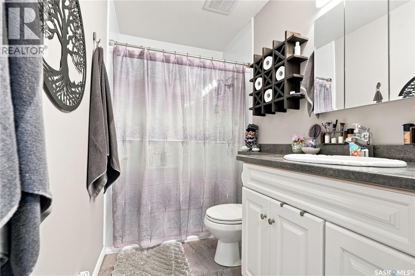 27 1128 Mckercher Drive Property Photo 31