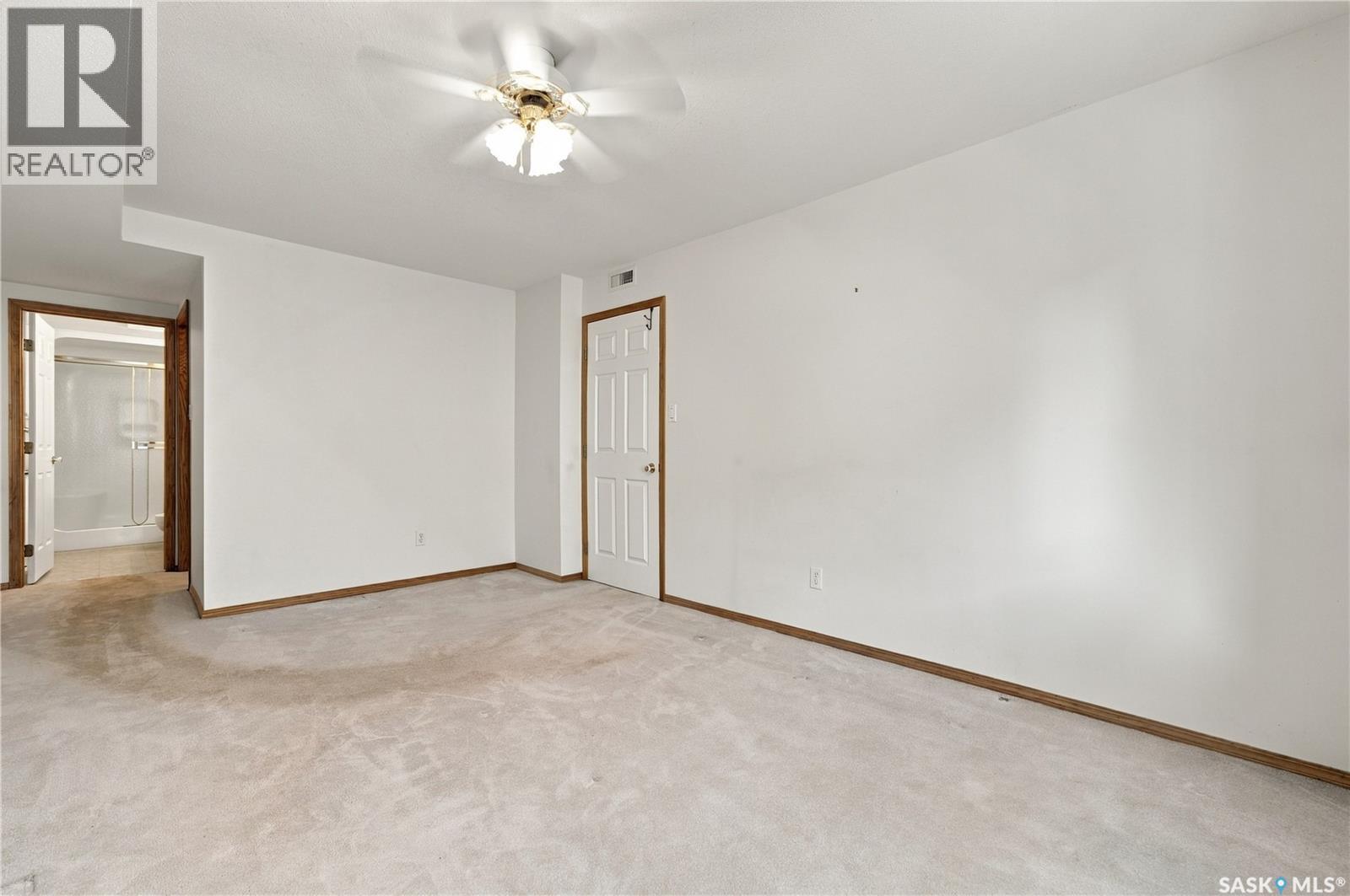 103 303 Pinehouse Drive Property Photo 11