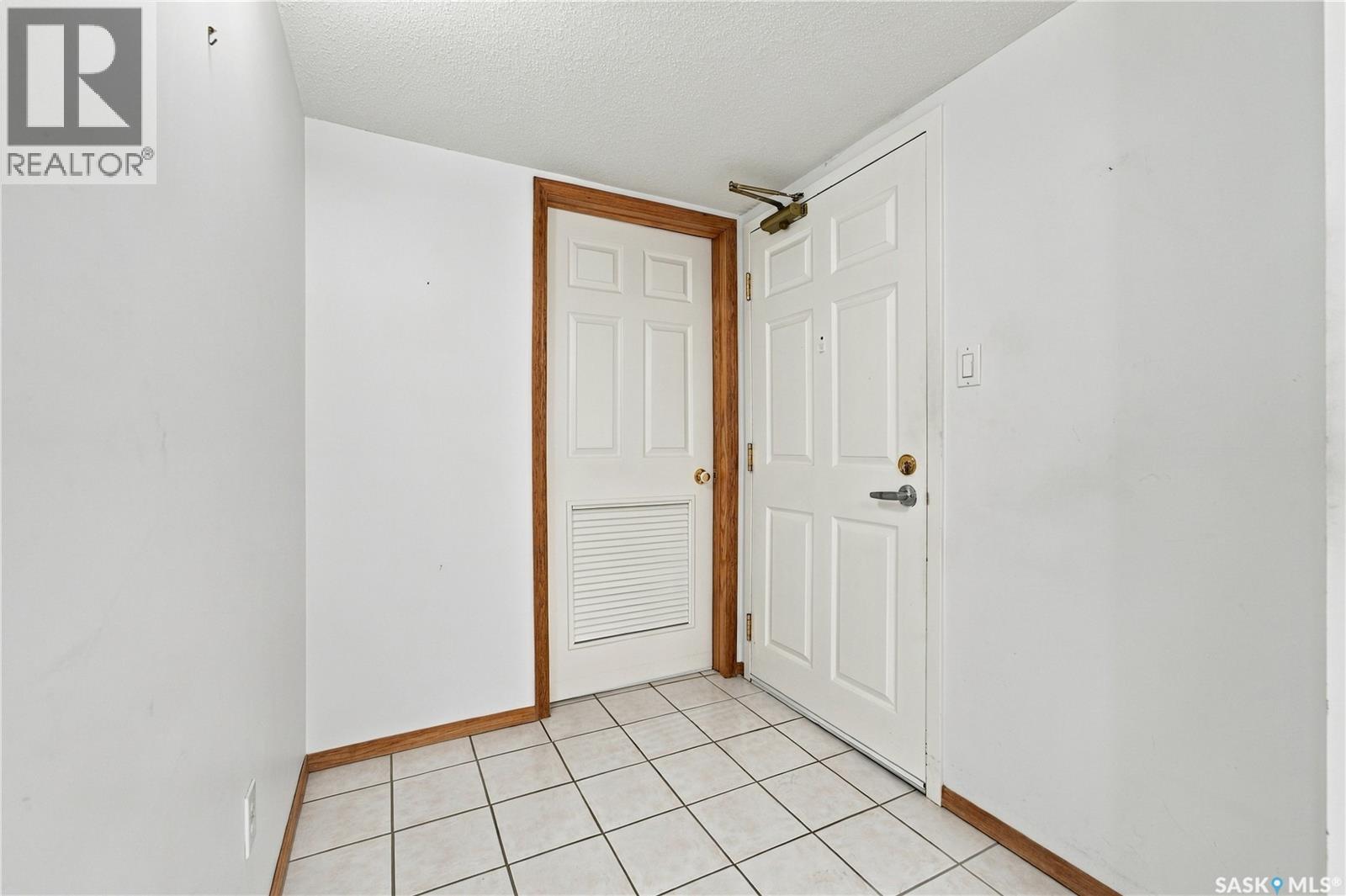 103 303 Pinehouse Drive Property Photo 17