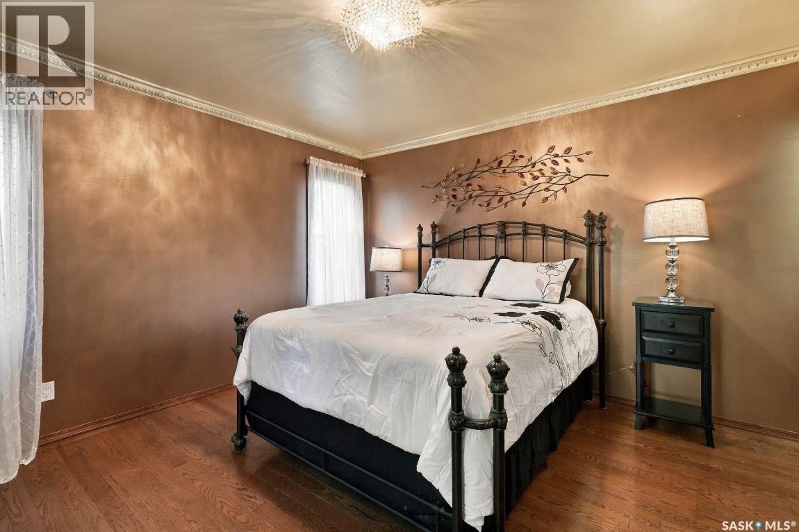 410 Bronson Crescent Property Photo 22
