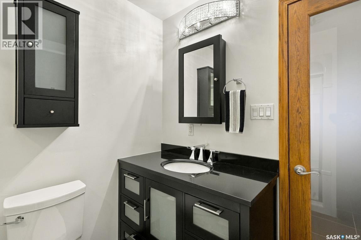 410 Bronson Crescent Property Photo 27