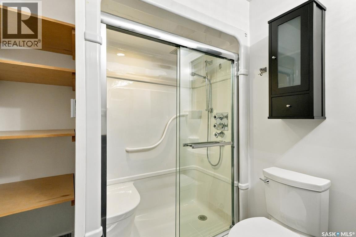 410 Bronson Crescent Property Photo 28