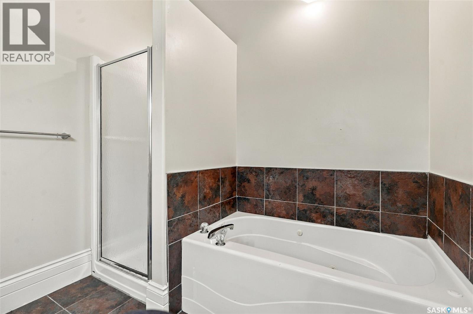 2 563 5th Avenue N Property Photo 31