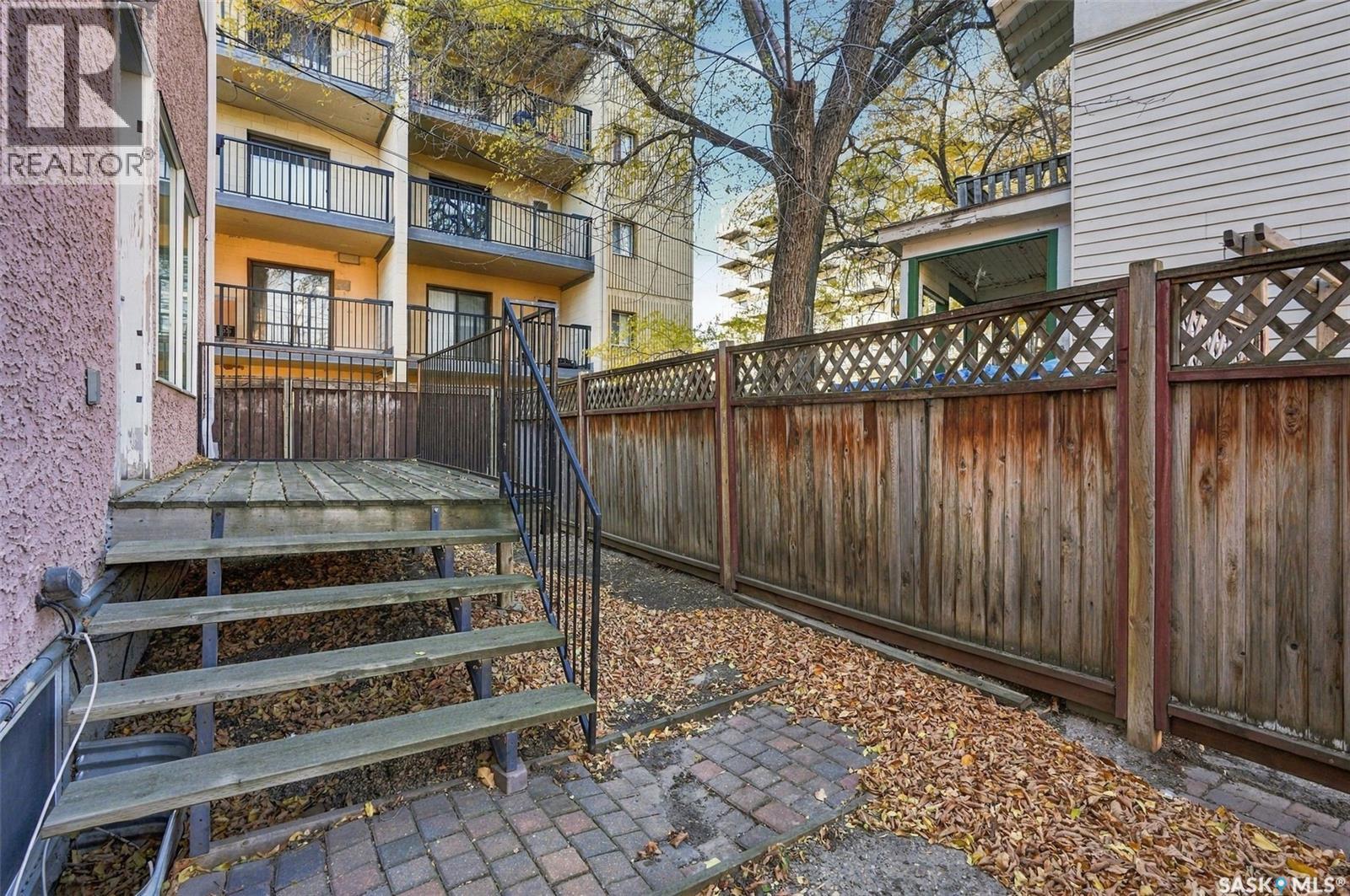 2 563 5th Avenue N Property Photo 50