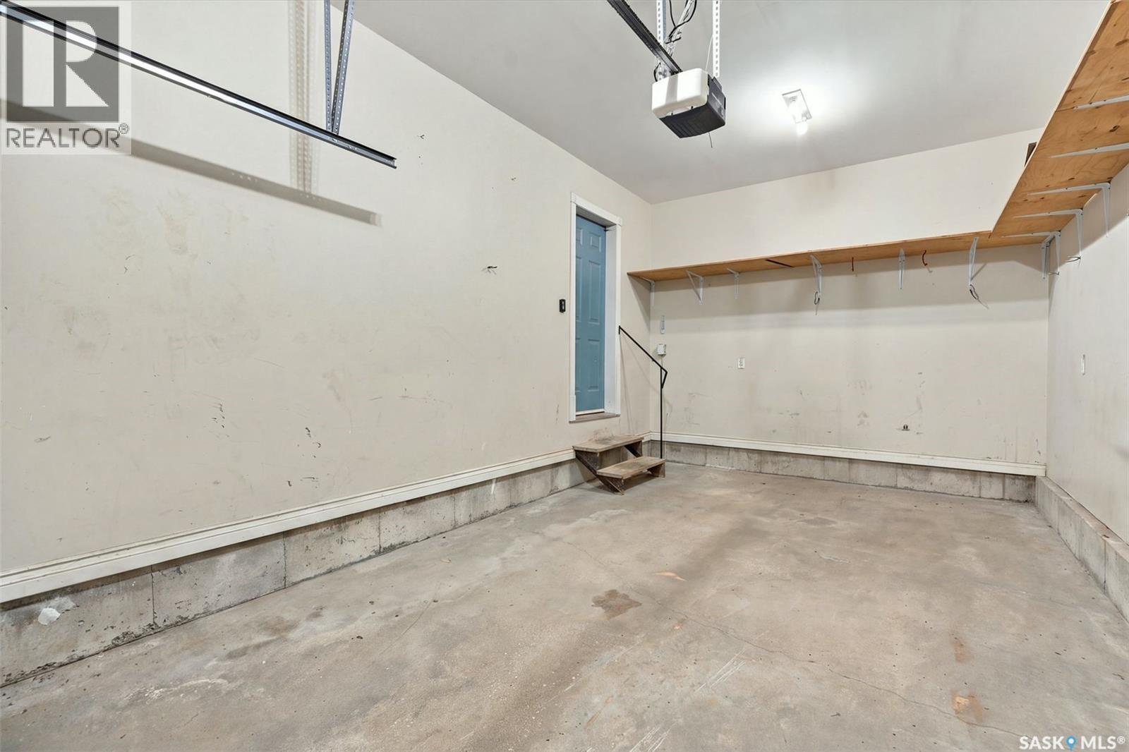 2 563 5th Avenue N Property Photo 53
