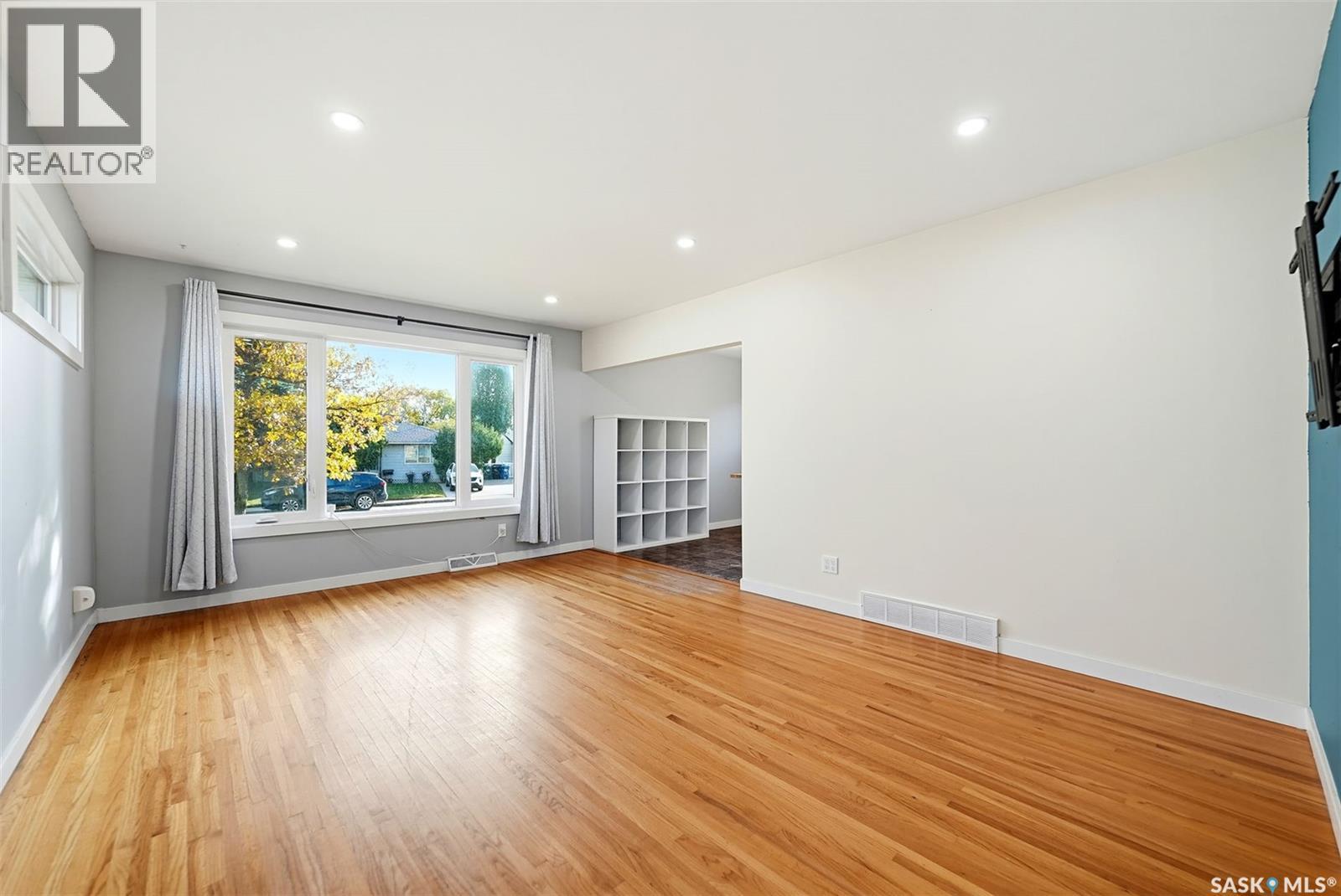 13 Stewart Avenue Property Photo 5