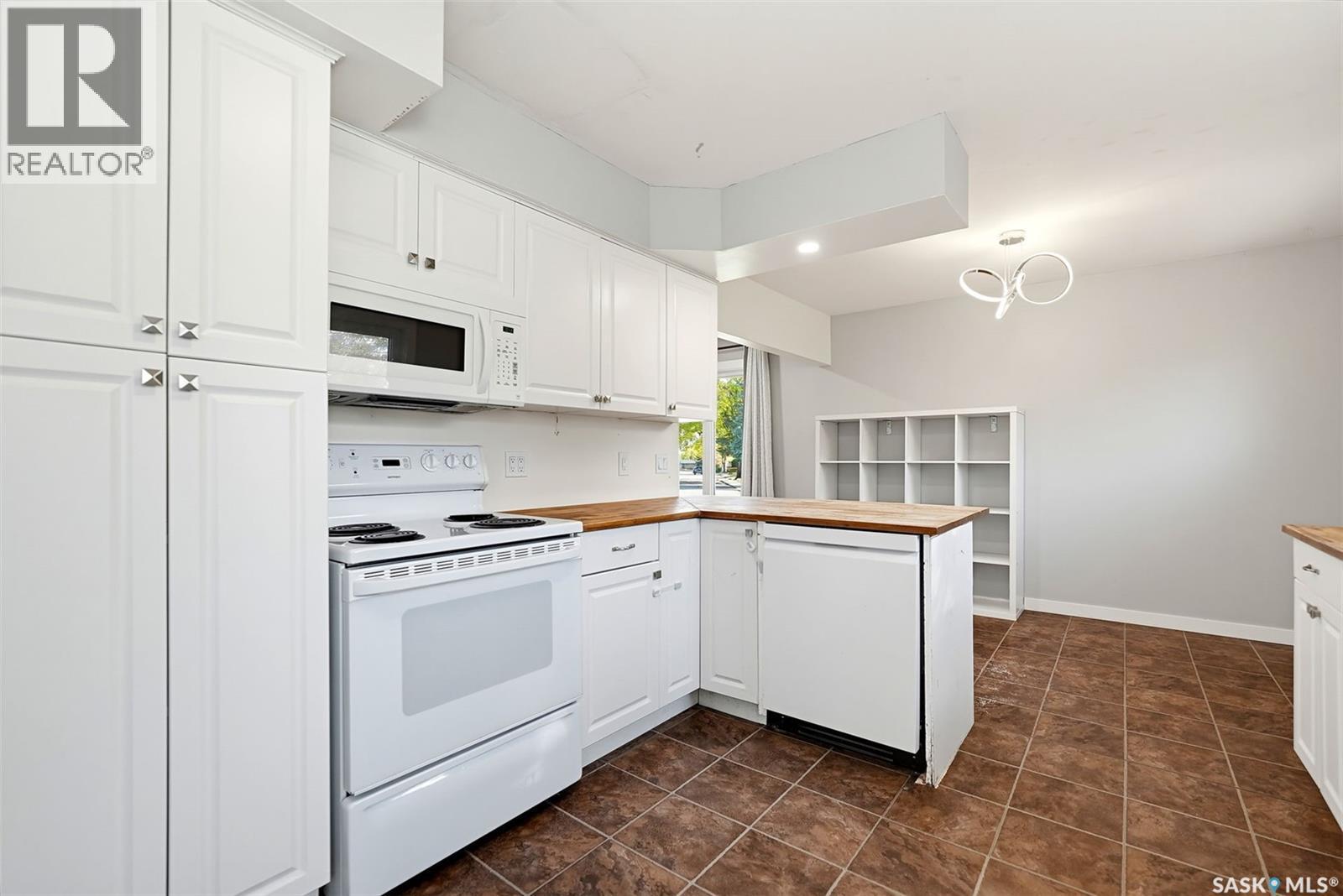 13 Stewart Avenue Property Photo 10