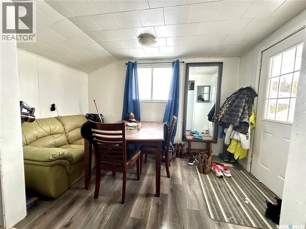 821 2nd Avenue E Property Photo 5