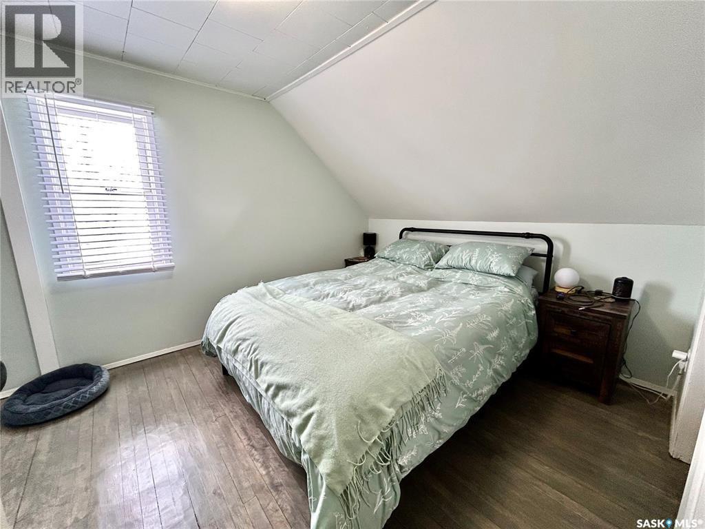 821 2nd Avenue E Property Photo 24