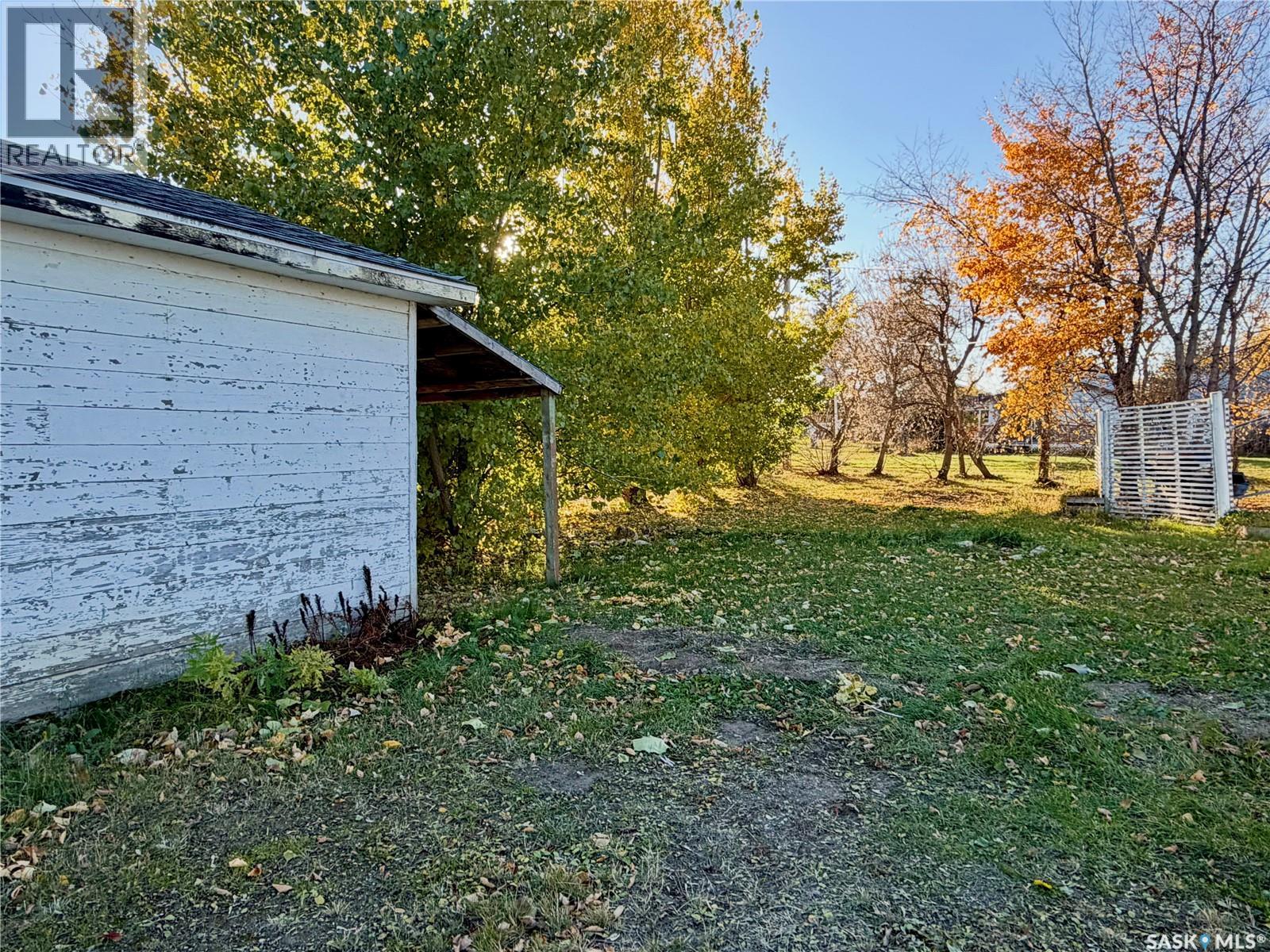 821 2nd Avenue E Property Photo 34