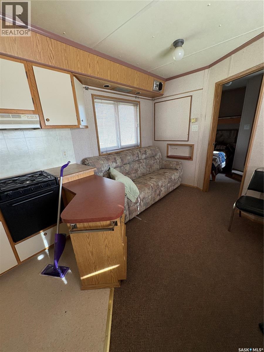 306 1st Avenue E Property Photo 16