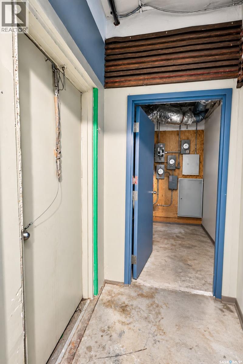 #2 1499 10th Avenue E Property Photo 20