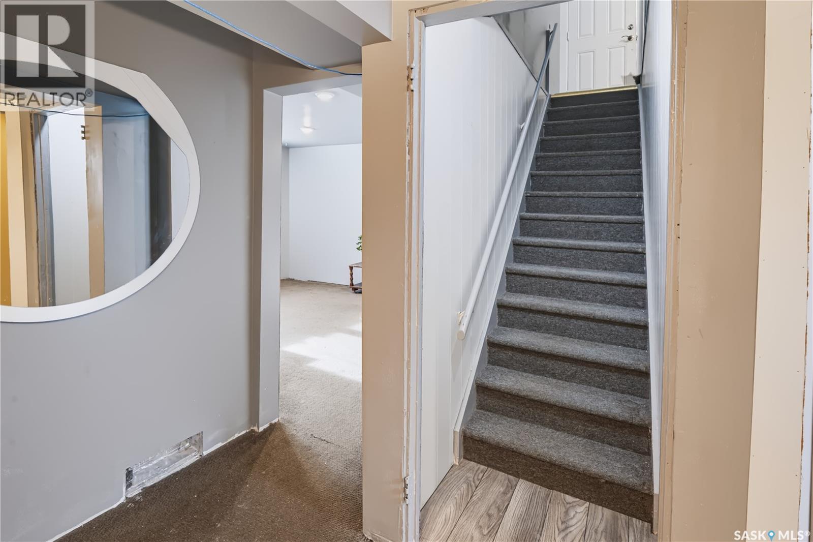 38 30th Street E Property Photo 20