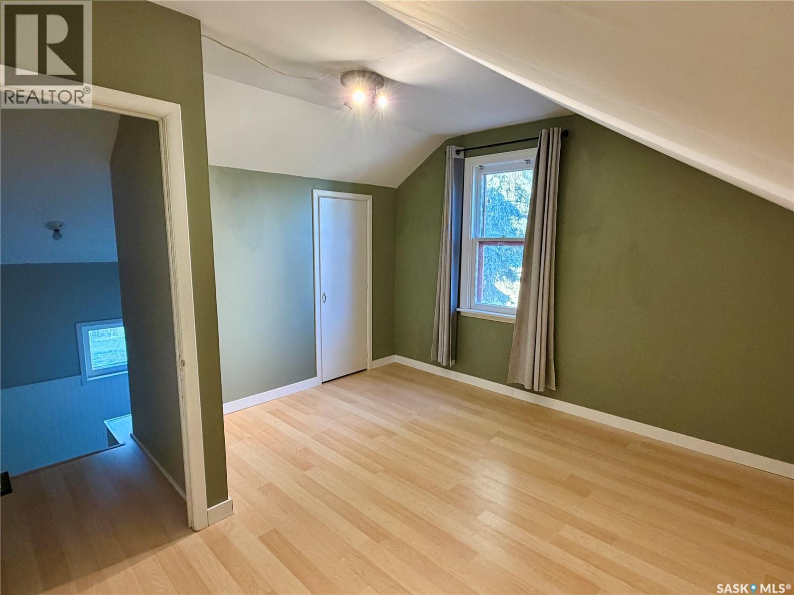 302 3rd Street Property Photo 18