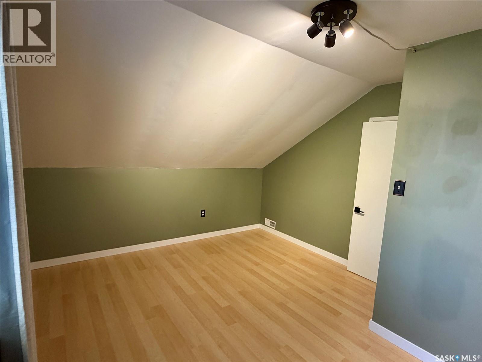 302 3rd Street Property Photo 19