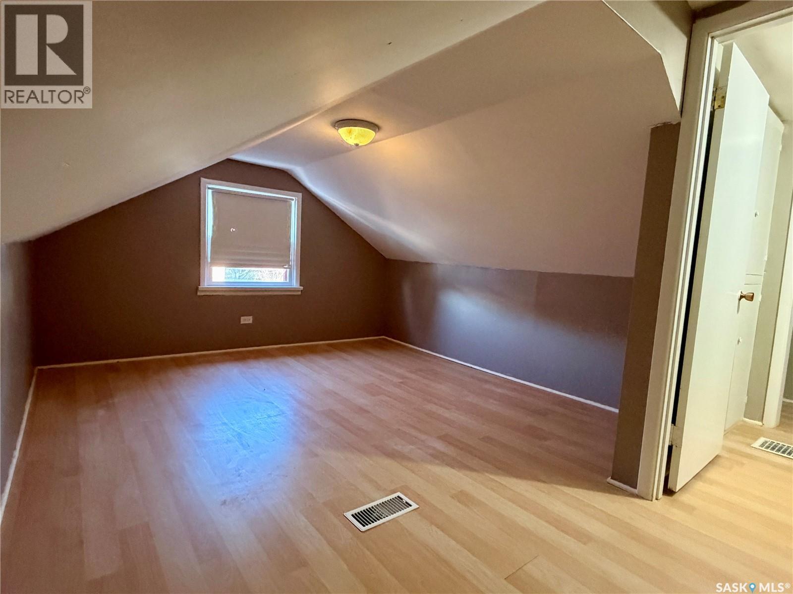 302 3rd Street Property Photo 20