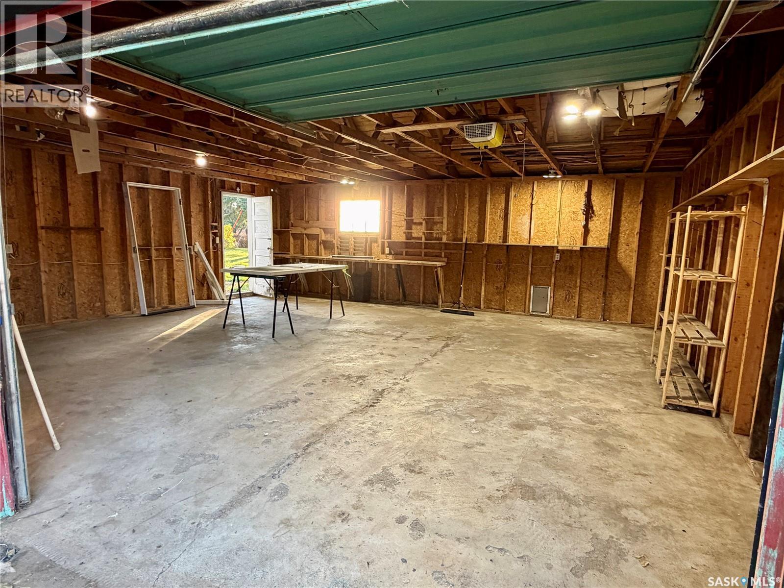 302 3rd Street Property Photo 23