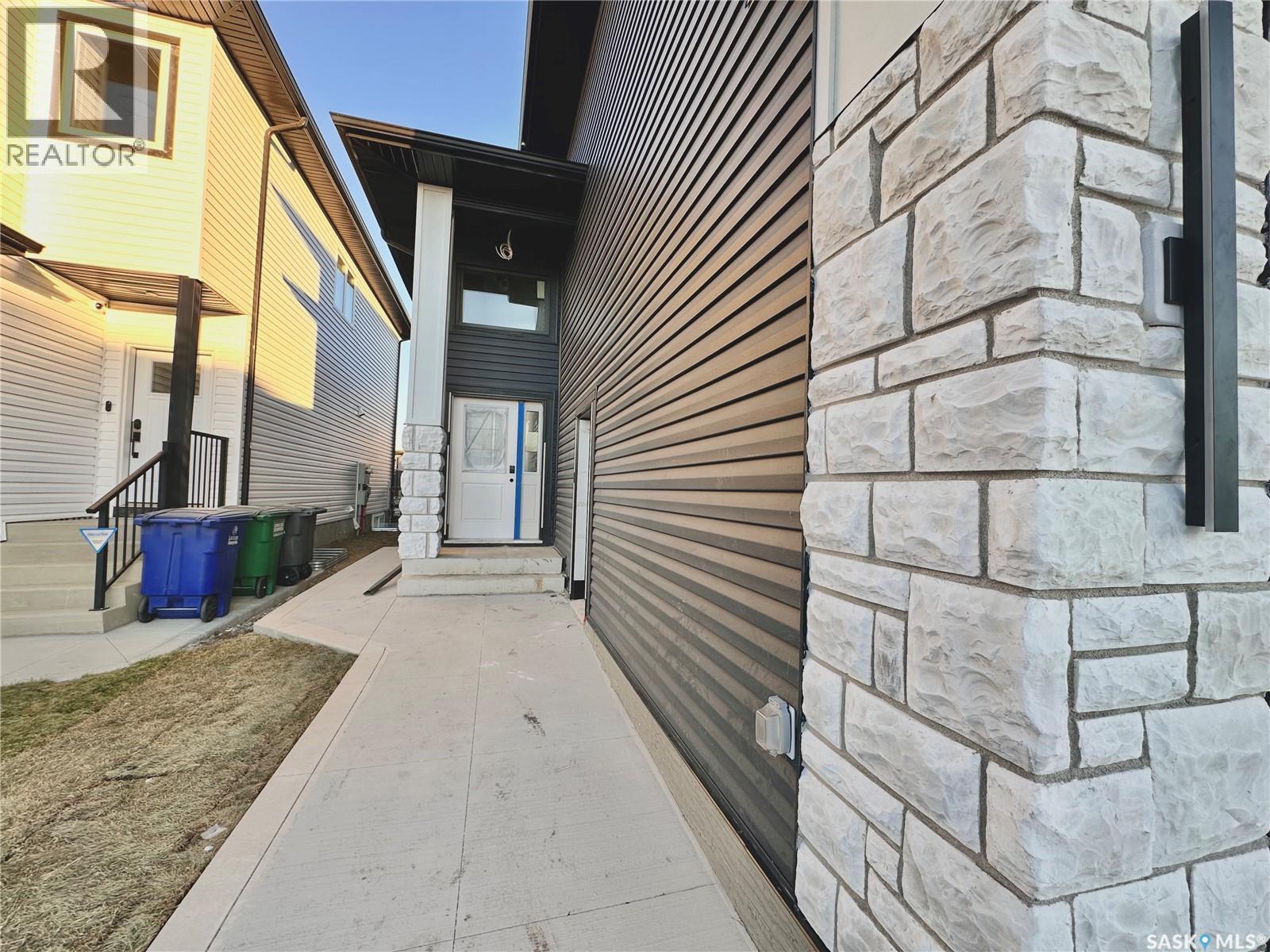 843 Nightingale Road Property Photo 4