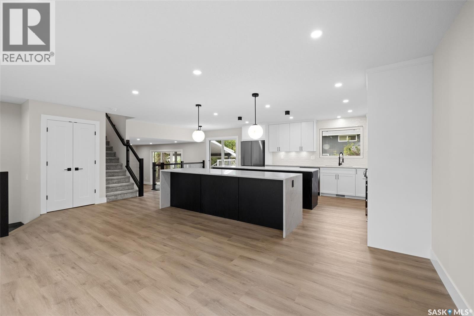 10 Selkirk Crescent Property Photo 8