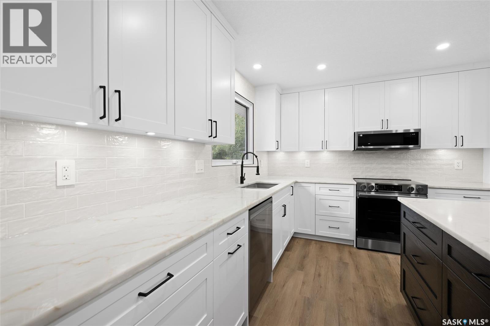 10 Selkirk Crescent Property Photo 12