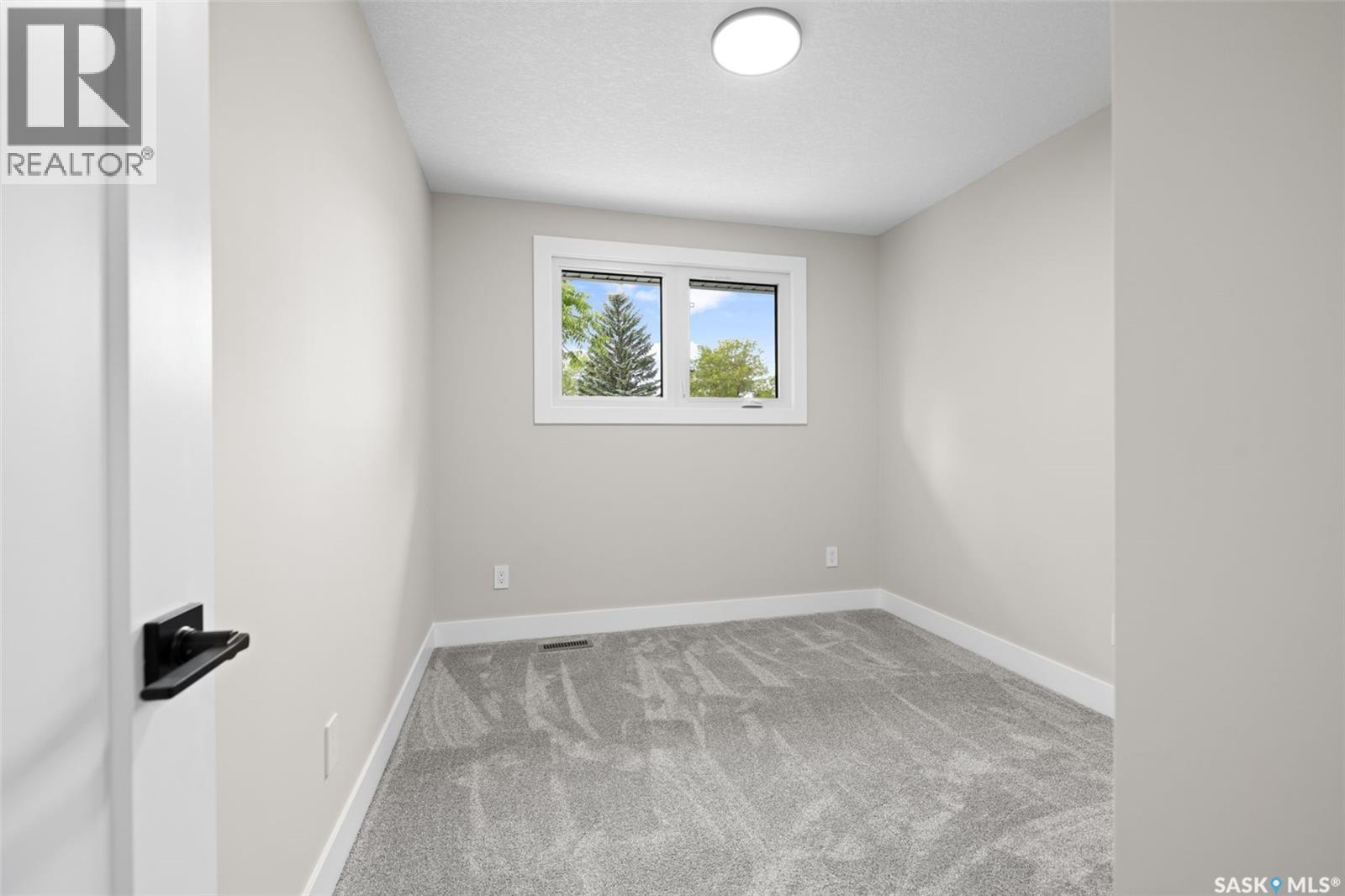 10 Selkirk Crescent Property Photo 26
