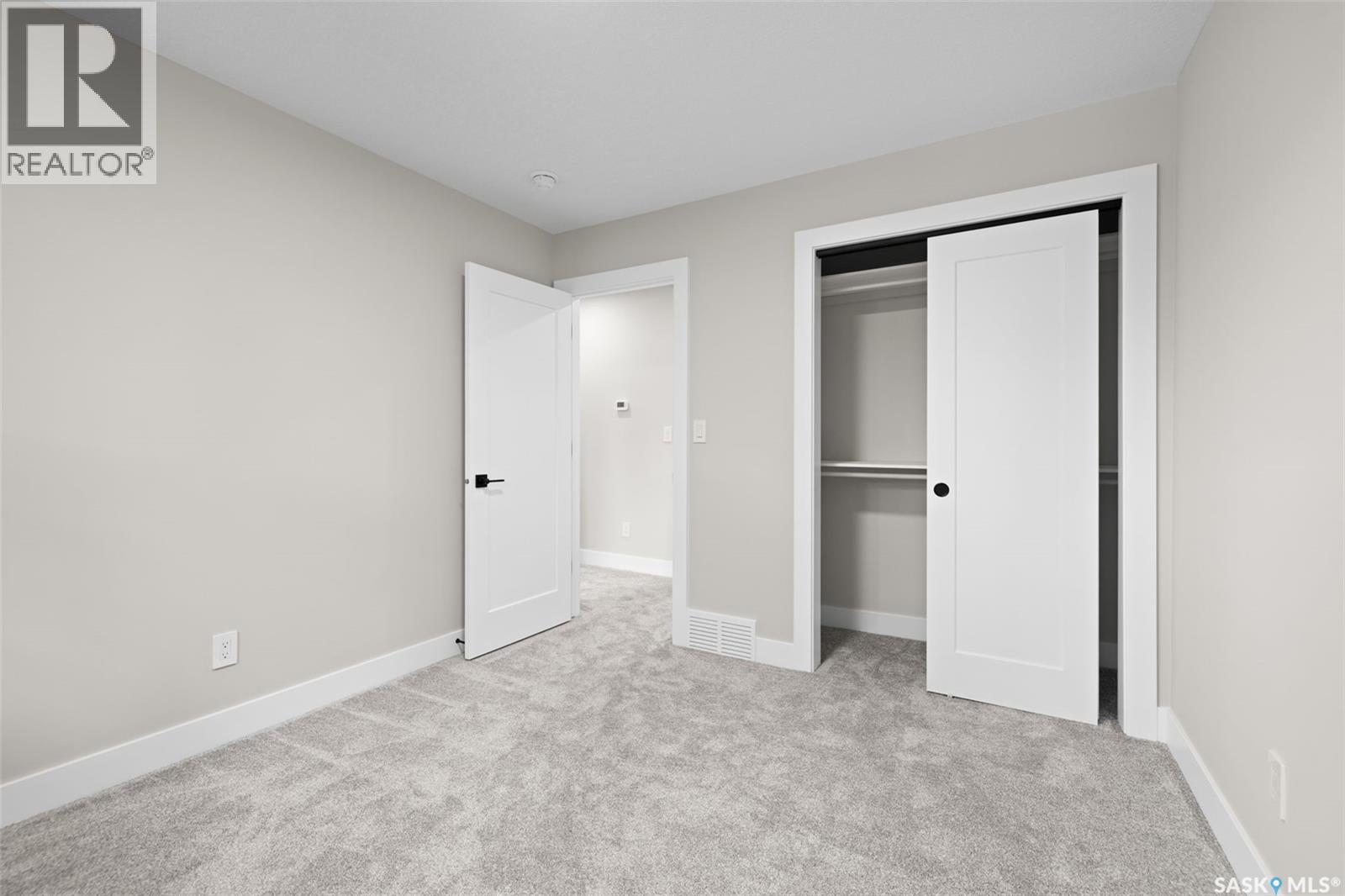 10 Selkirk Crescent Property Photo 30