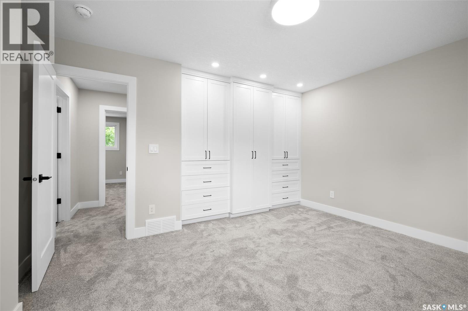 10 Selkirk Crescent Property Photo 34
