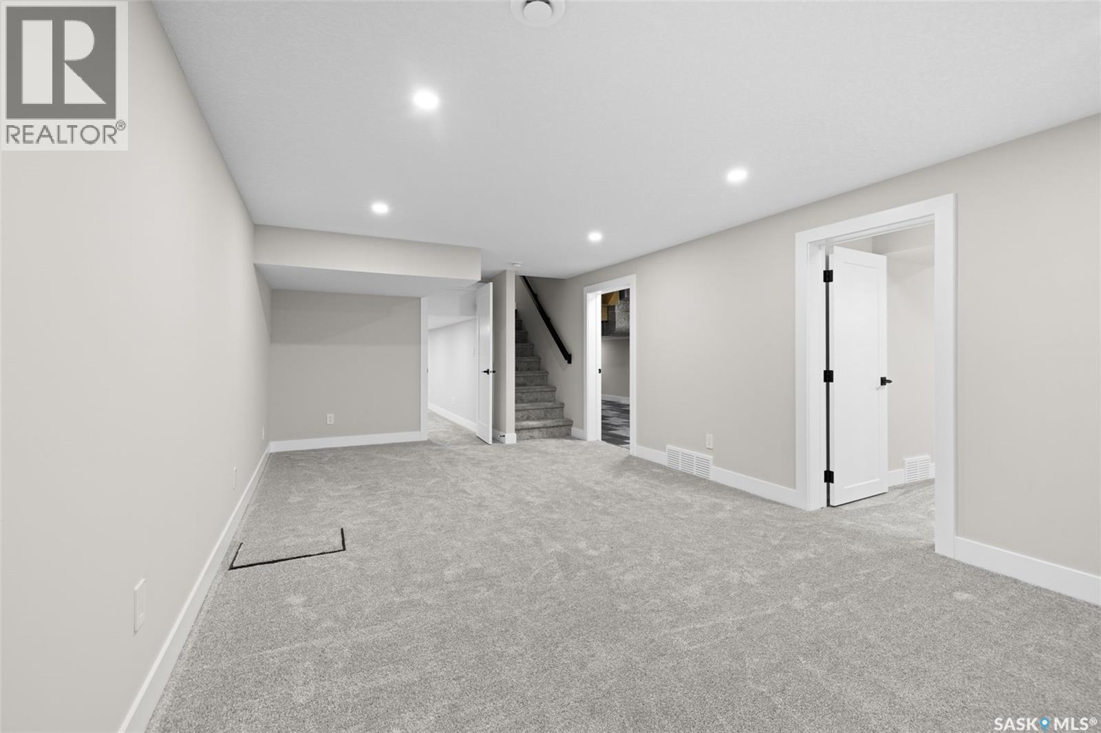10 Selkirk Crescent Property Photo 39