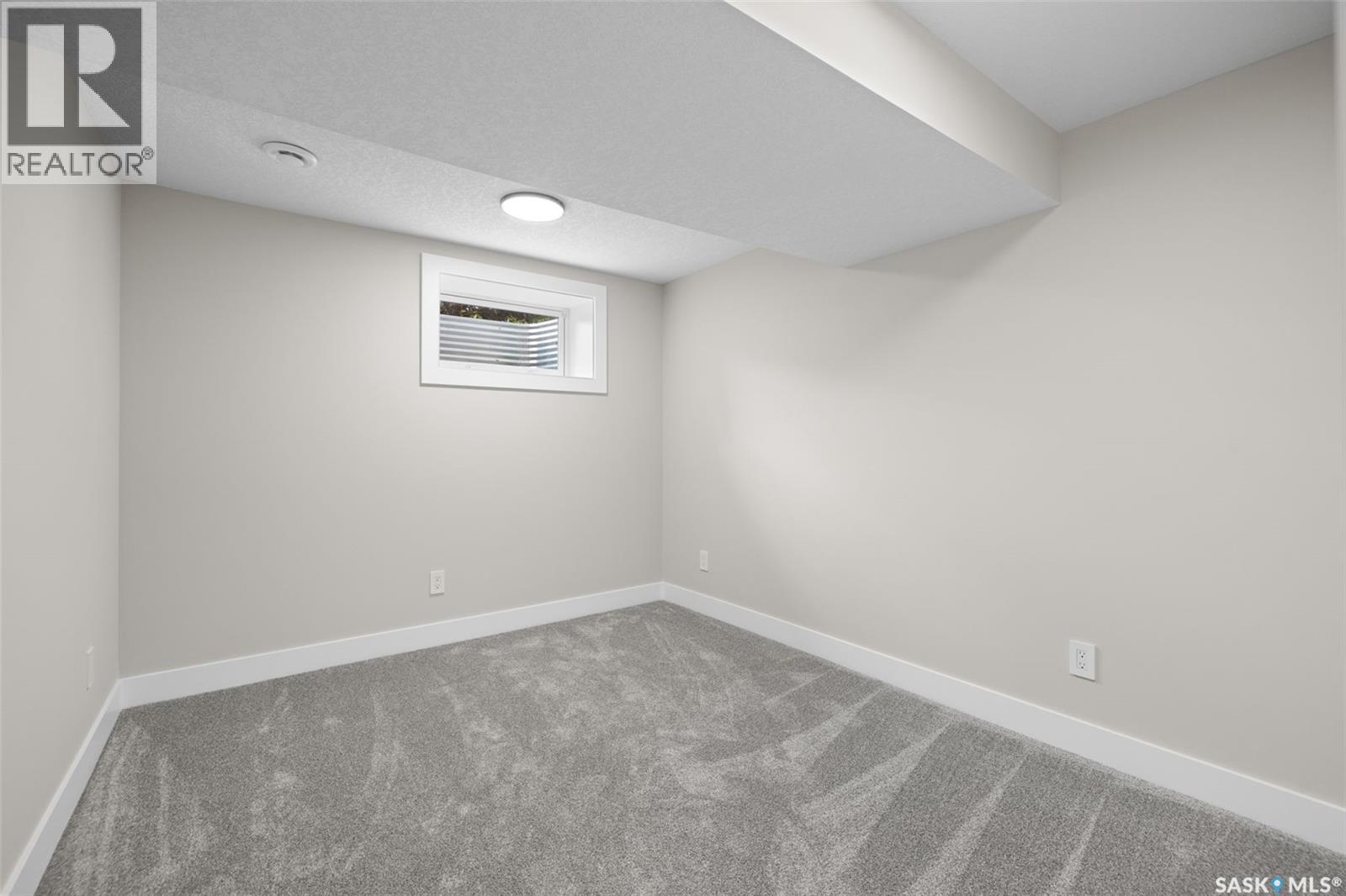10 Selkirk Crescent Property Photo 40