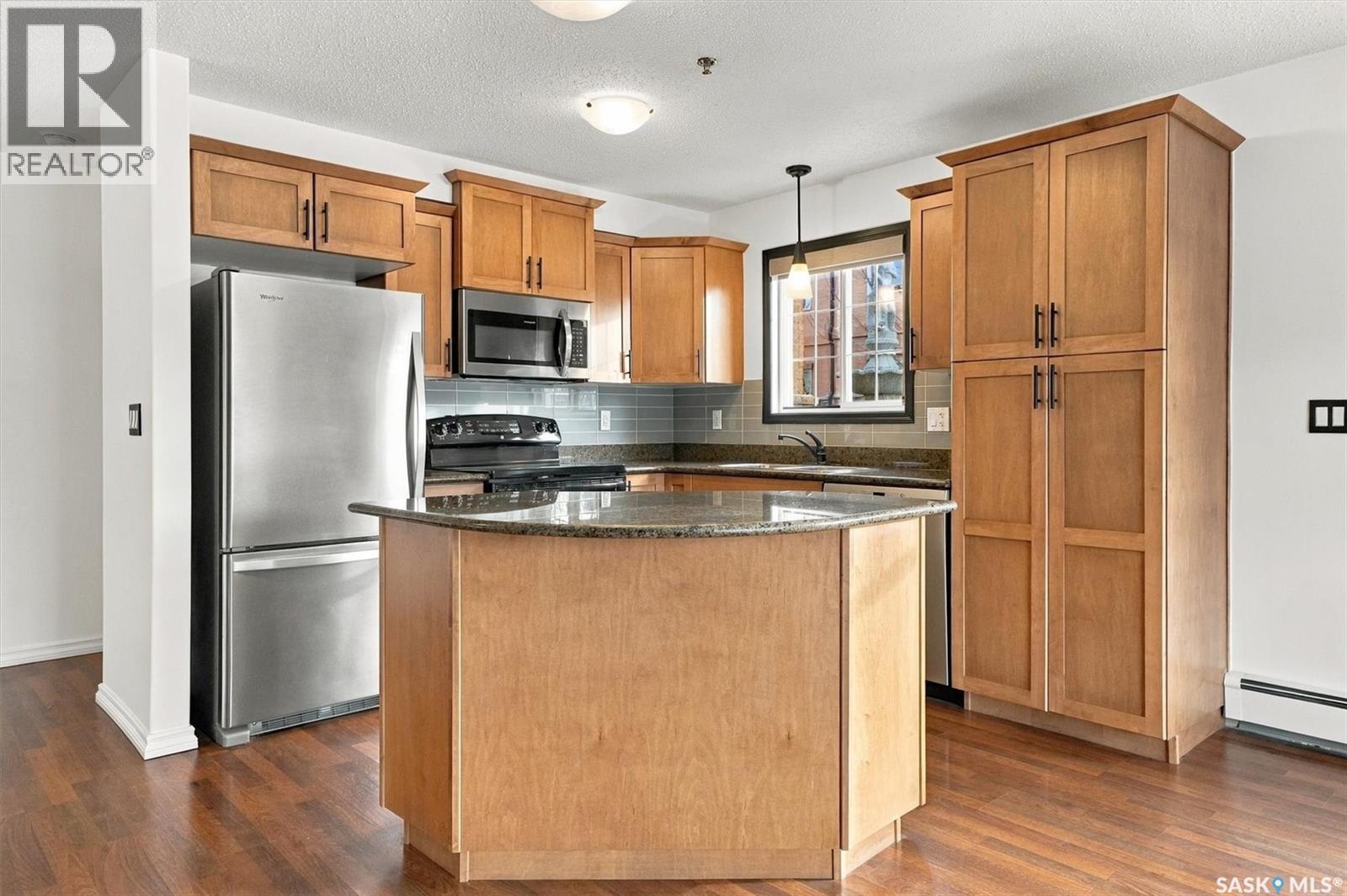 A110 103 Wellman Crescent Property Photo 1