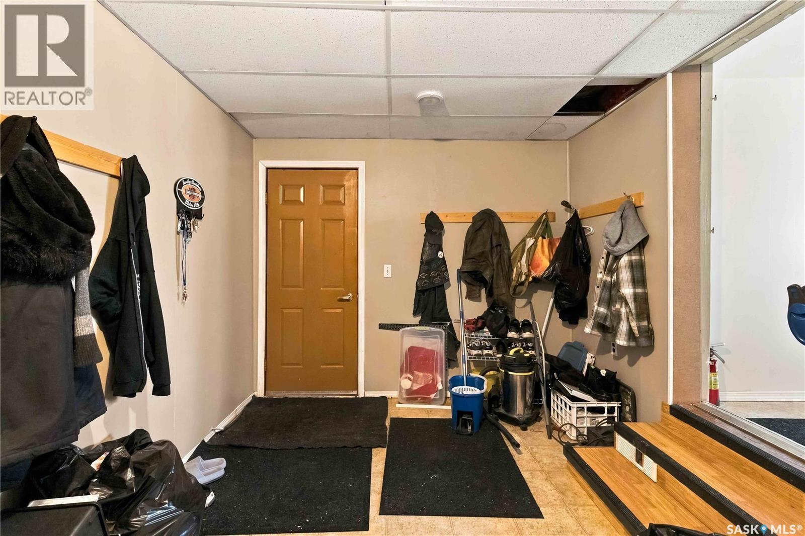 68 1035 Boychuk Drive Property Photo 3